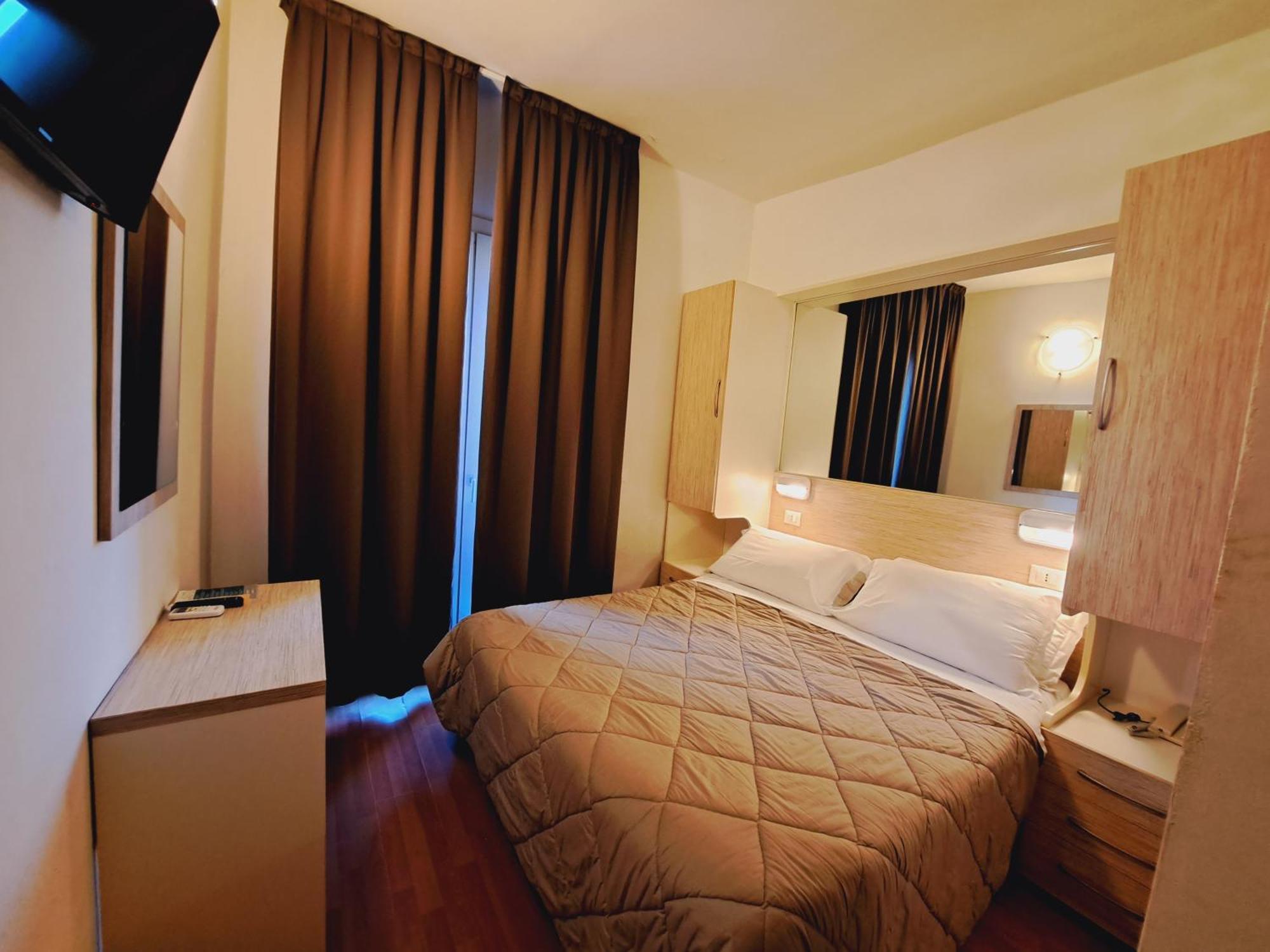 Hotel Butterfly Wellness & Spa Rimini Exterior photo